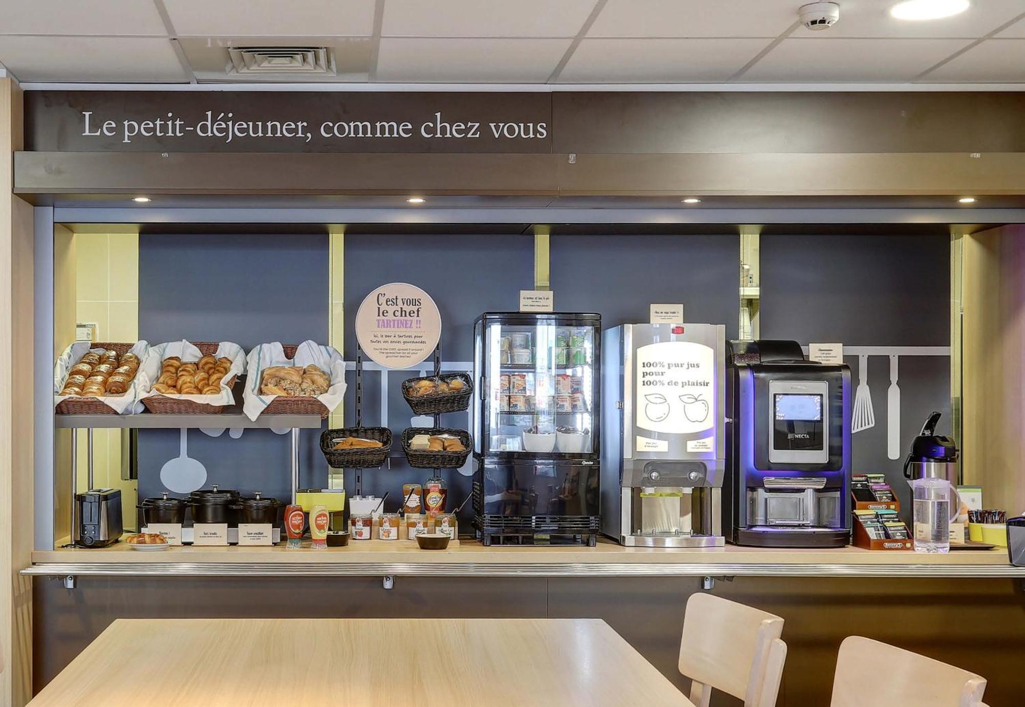 B&B Hotel Reims Centre Gare Bagian luar foto