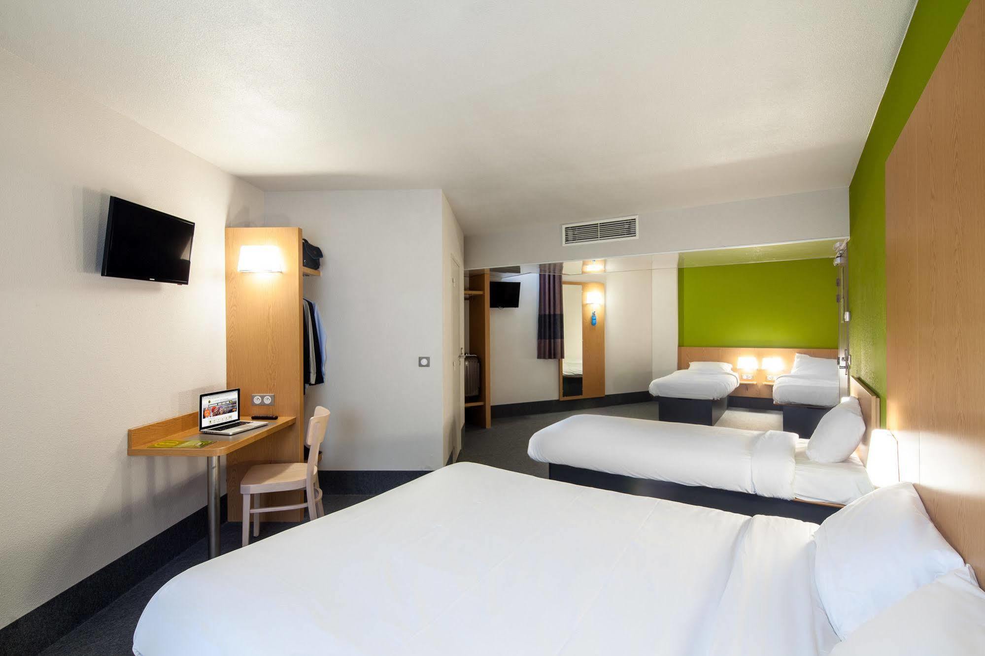 B&B Hotel Reims Centre Gare Bagian luar foto